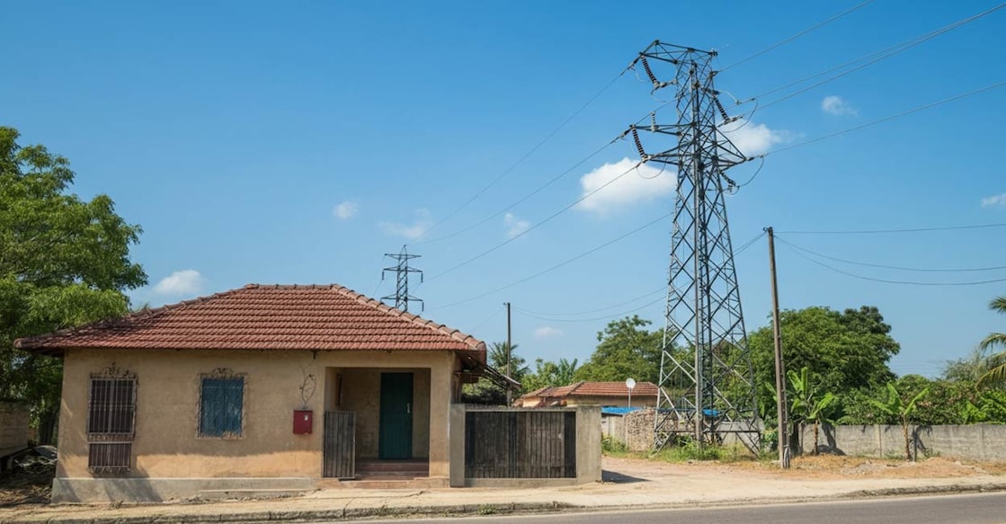 voltage-line-house voltage-line-house