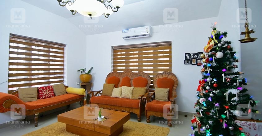 tini-tom-new-house-living tini-tom-new-house-living