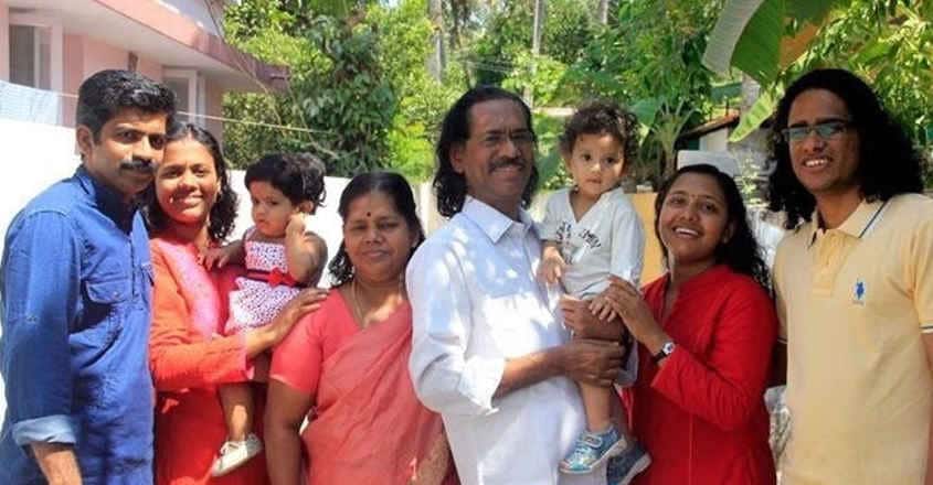 arya-gopi-family arya-gopi-family