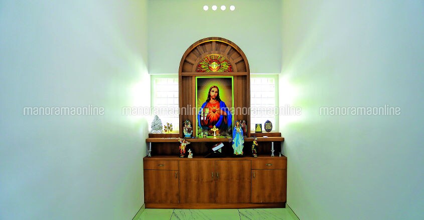 miya-house-prayer-area miya-house-prayer-area