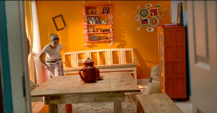 oru-cinemakaran-flat oru-cinemakaran-flat