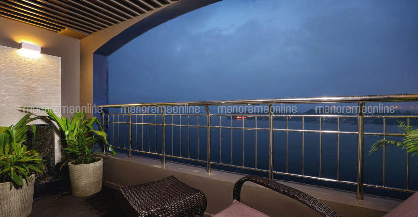 jayasurya-flat-balcony jayasurya-flat-balcony