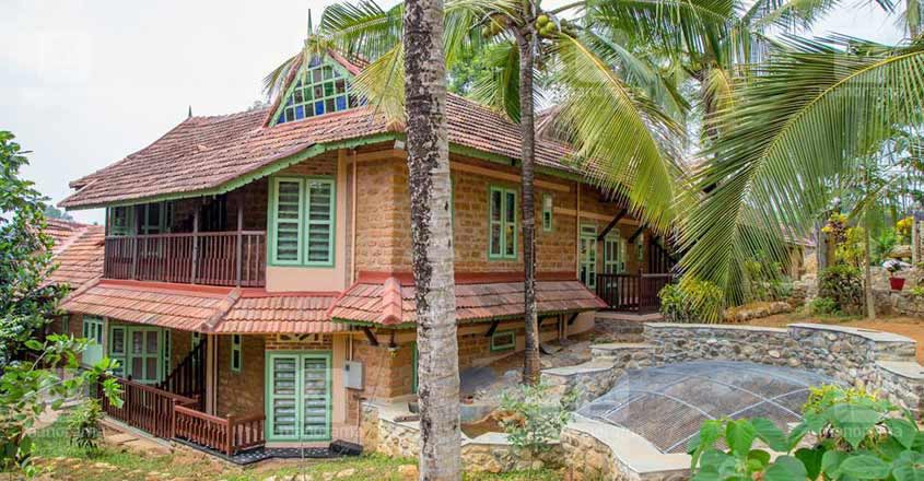 ooru-abrahams-home-outside ooru-abrahams-home-outside