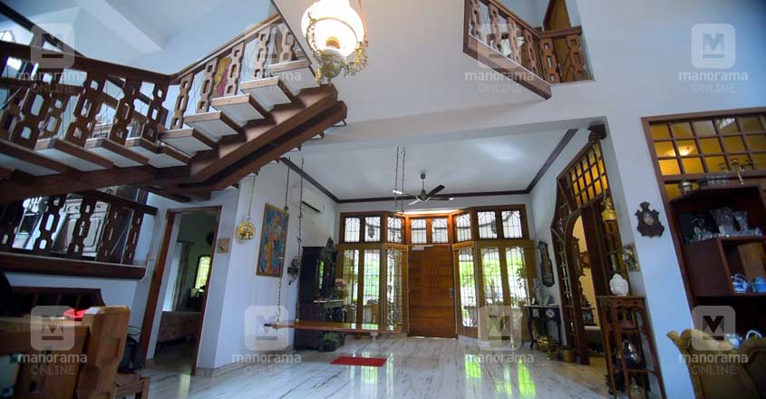 chittilappily-swapnaveedu-door chittilappily-swapnaveedu-door
