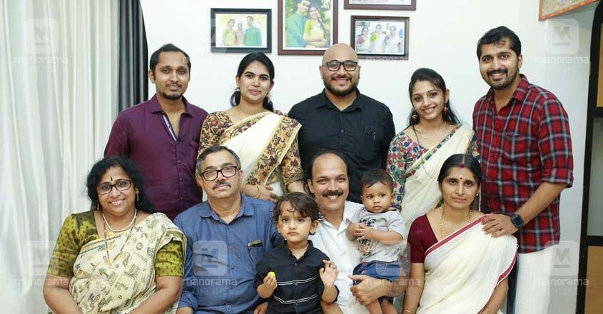 arun-raghavan-family arun-raghavan-family