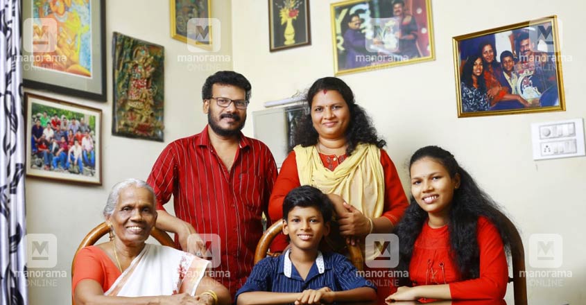 vinod-kedamangalam-family vinod-kedamangalam-family