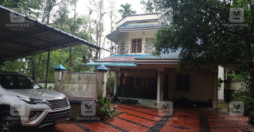 kottayam-nazeer-house kottayam-nazeer-house