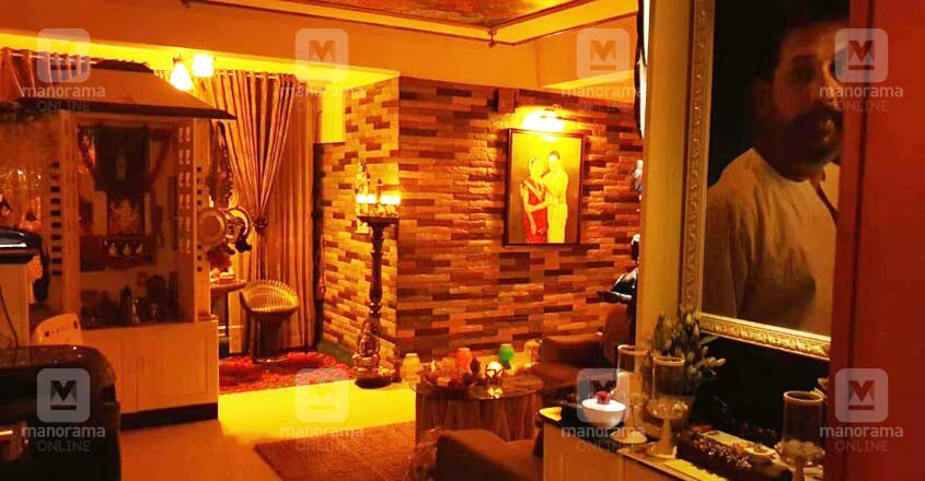 vinu-mohan-flat vinu-mohan-flat