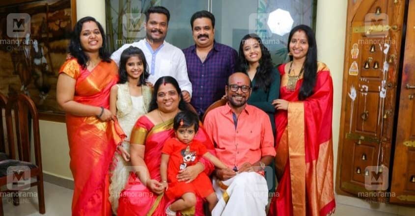 arungosh-family arungosh-family