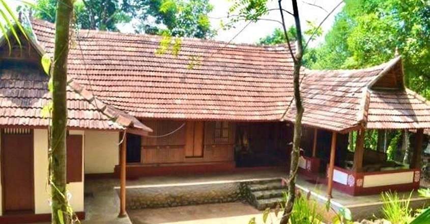 pangapatu-tharavad-exterior pangapatu-tharavad-exterior