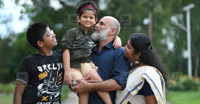 amal-raj-chappazham-family amal-raj-chappazham-family