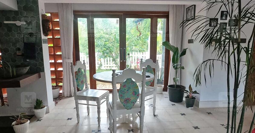 gowri-lekshmi-house-dine gowri-lekshmi-house-dine