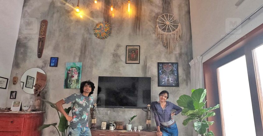 gowri-lekshmi-house-wall gowri-lekshmi-house-wall