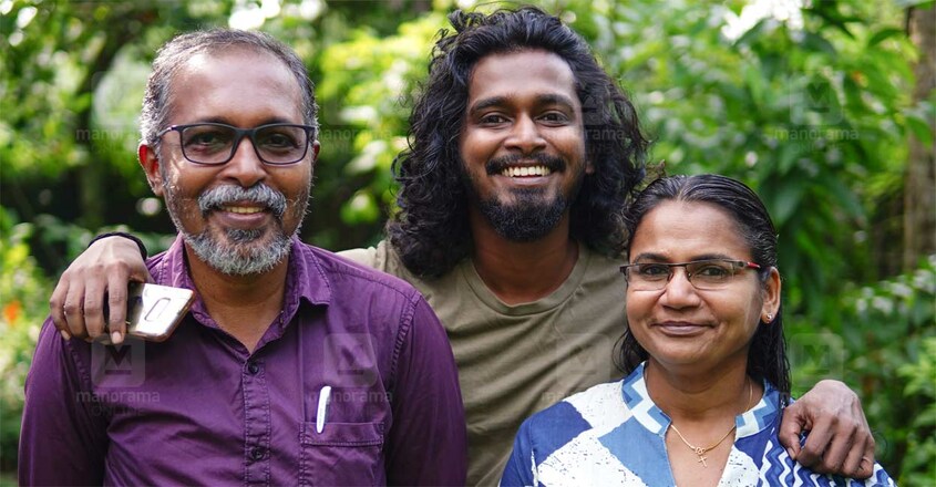 binoy-karikku-family binoy-karikku-family