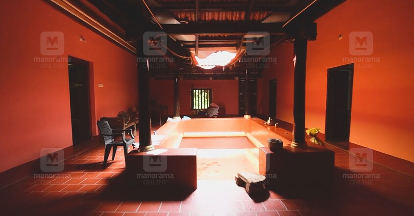 meesamadhavan-jagathy-home-inside meesamadhavan-jagathy-home-inside
