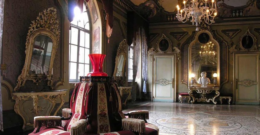 castle-diaries-inside castle-diaries-inside