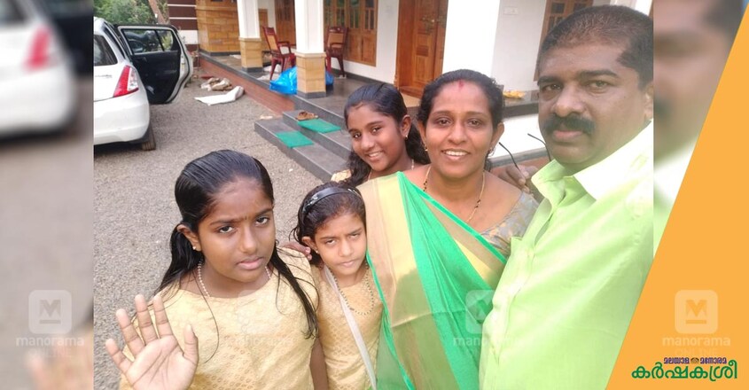 3-roses-family 3-roses-family