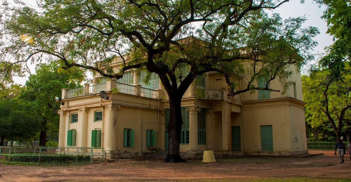 The famous Santiniketan building in west Bengal.In 1863, Maharshi Debendranath Tagore, father of nobel laureate Rabindra nath Tagore built the Santiniketan House, as a symbol of amalgamation of all religions. Now it's a famous tourist spot.