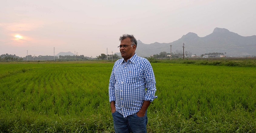 b-jeymohan-author-photo b-jeymohan-author-photo