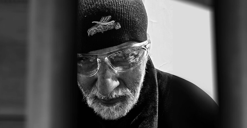 i-am-without-sight-but-sightless-not-in-my-path-amitabh-bachchan-writes-after-his-eye-surgery i-am-without-sight-but-sightless-not-in-my-path-amitabh-bachchan-writes-after-his-eye-surgery