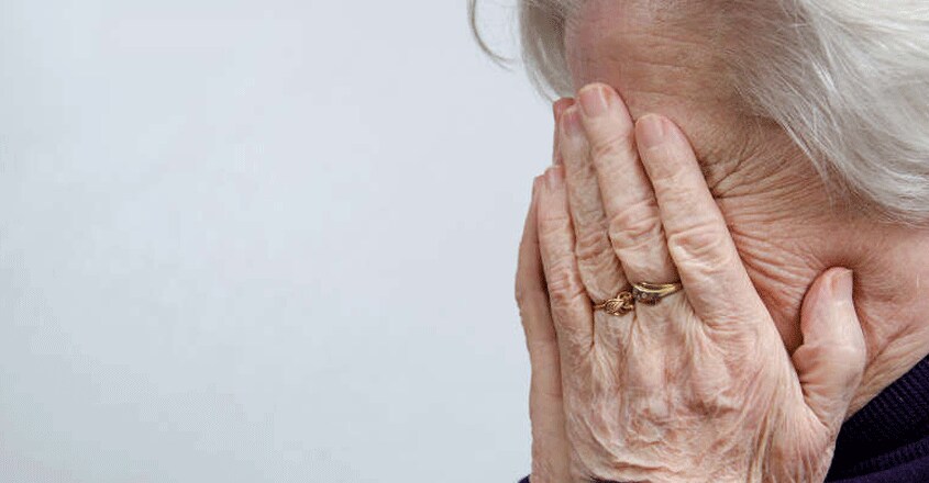 old-woman-55 old-woman-55