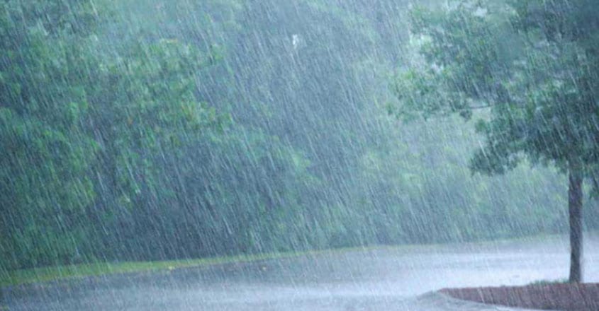 തോരാതെ പെയ്ത മഴയോര്മ്മകള് (കഥ) തോരാതെ പെയ്ത മഴയോര്മ്മകള് (കഥ)