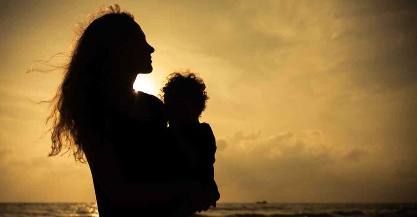 mother-with-child mother-with-child