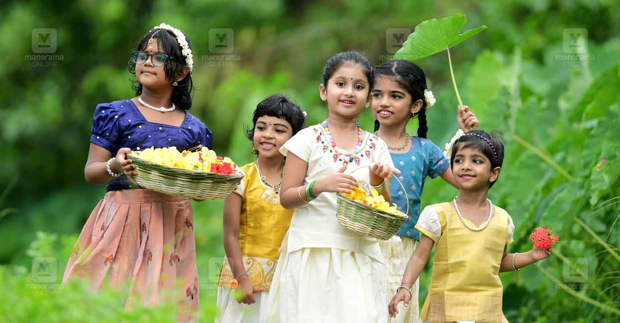 ഓണസദ്യ, ഓണക്കാഴ്ച‌, പൂക്കളമിടൽ; മലയാളത്തിലെ ഓണക്കവിതകൾ