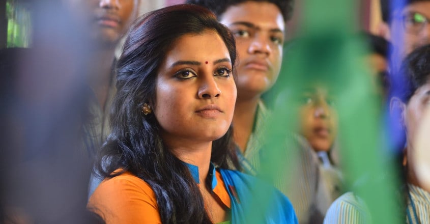 roshna-ann-roy-1 roshna-ann-roy-1
