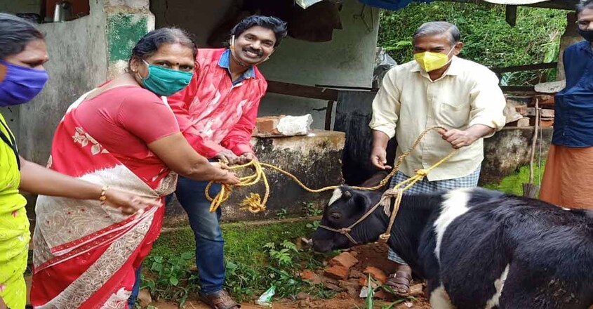 santhosh-pandit-charity-22 santhosh-pandit-charity-22