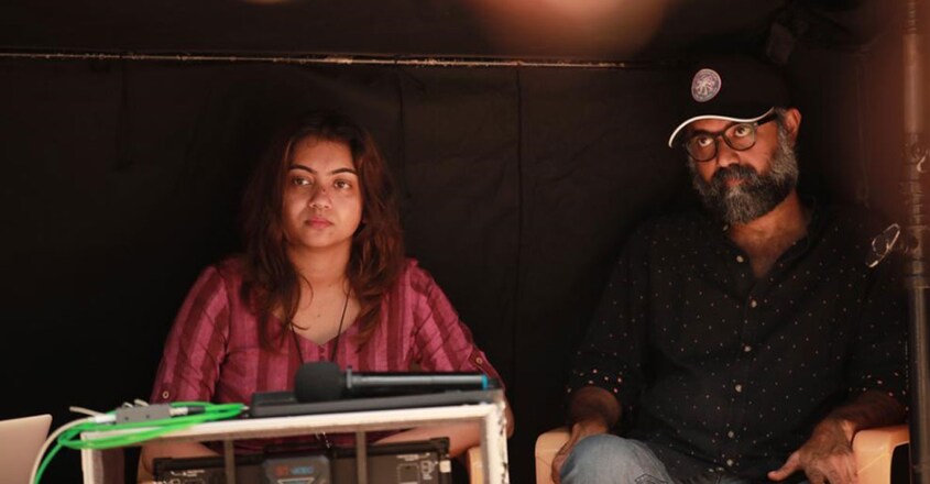 unni-r-kavya unni-r-kavya