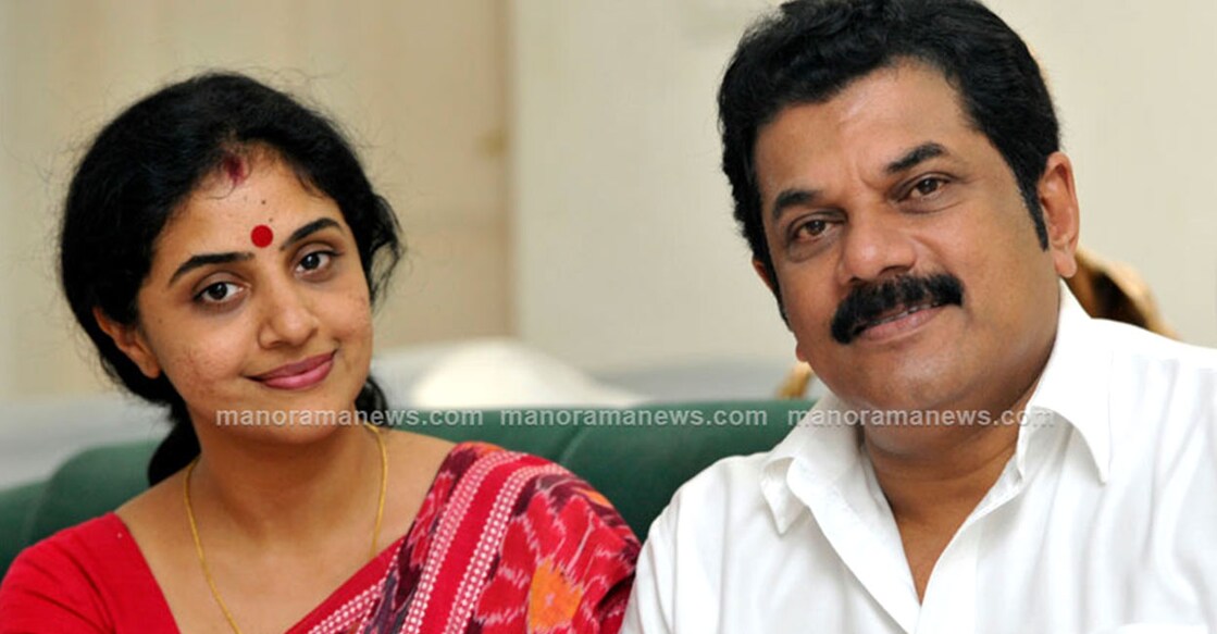 mukesh-methil-devika mukesh-methil-devika