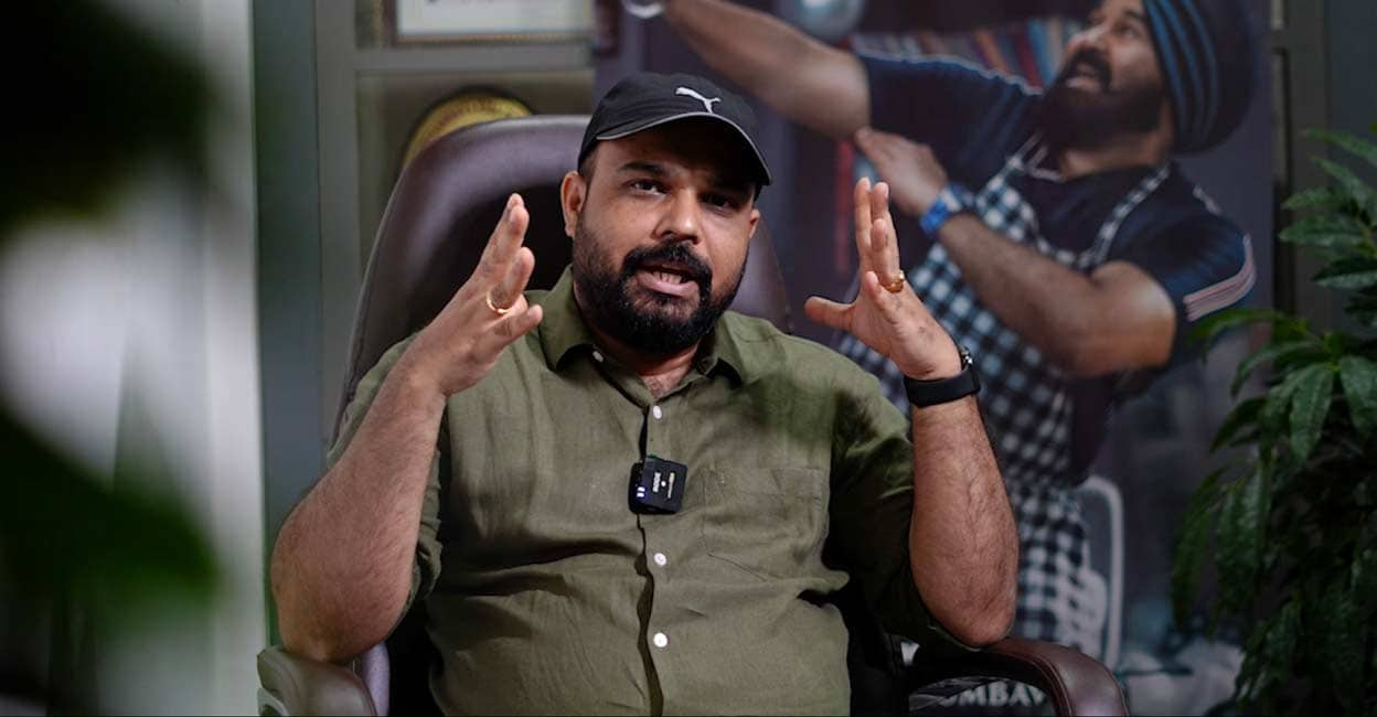 Monster may be bigger than Pulimurugan: Vaishakh with answer