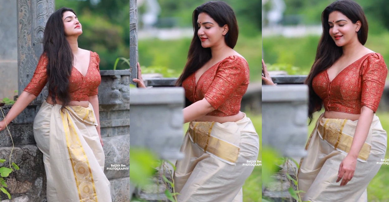 honey-rose-mundu