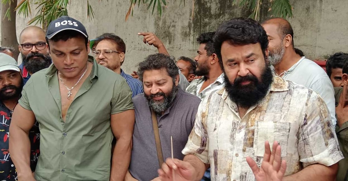 mohanlal-valiban-movie mohanlal-valiban-movie