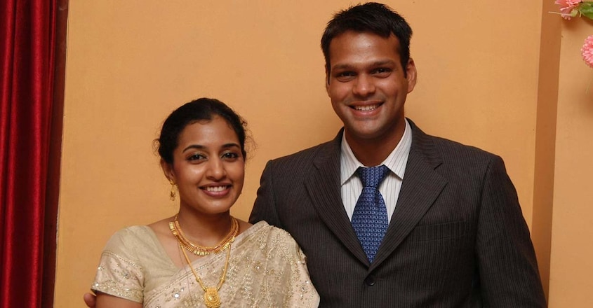 indhu-rebecca indhu-rebecca