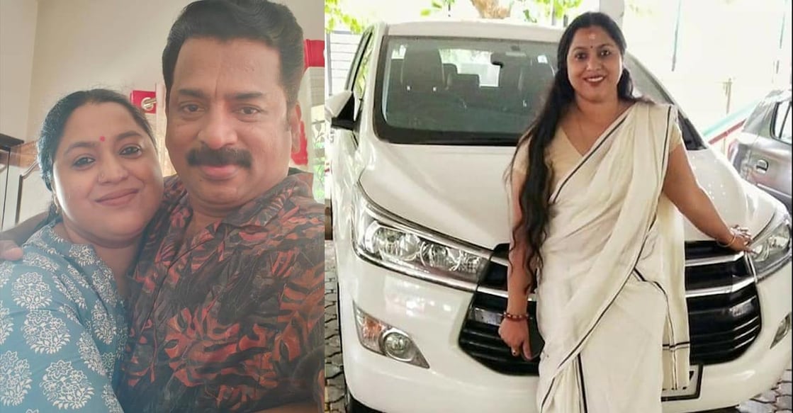 lakshmi-priya ഭർത്താവ് ജയേഷിനൊപ്പം ലക്ഷ്മി പ്രിയ. ചിത്രത്തിനു കടപ്പാട്(www.facebook.com/Lakshmipriyajaidhev)