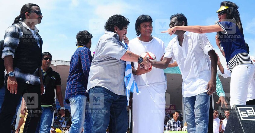 Maradona4 Maradona4