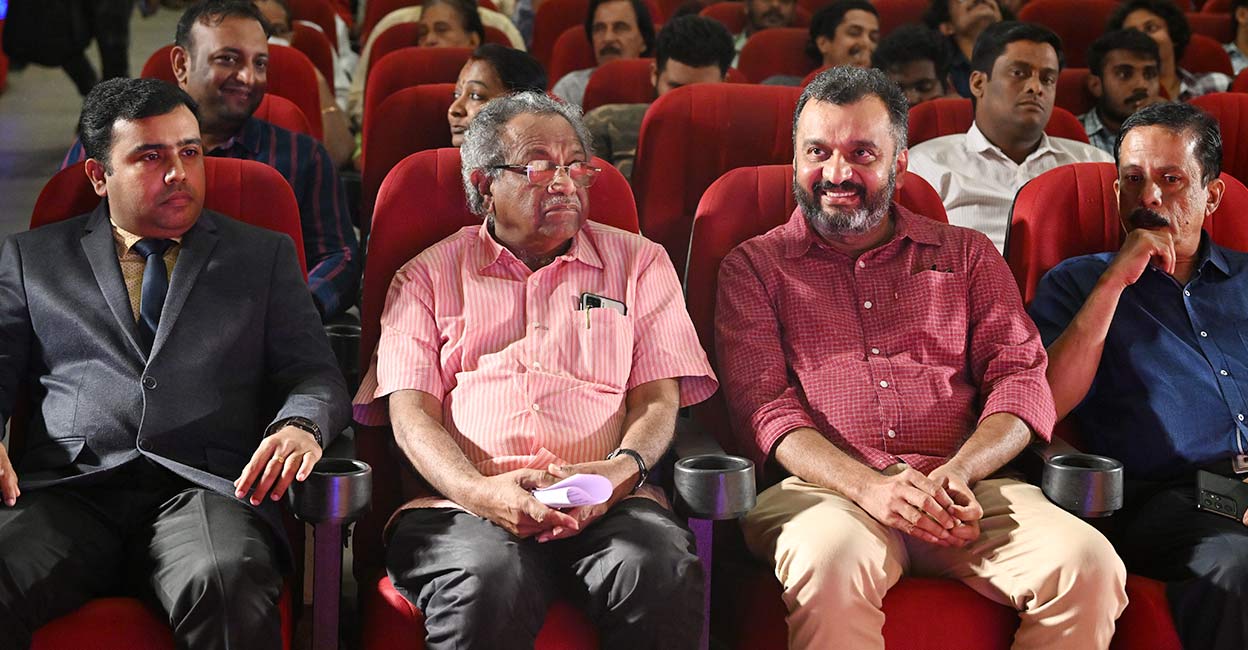 എംടി കാലം നവതിവന്ദനം; ചലച്ചിത്ര മേളയ്ക്കു തിരി തെളിഞ്ഞു MT Film