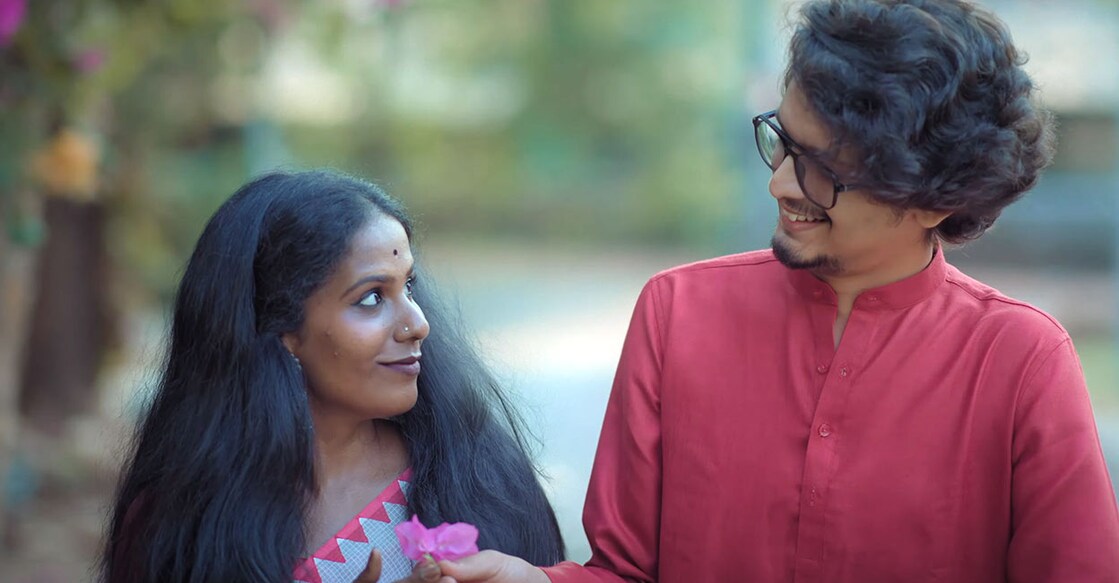 ഗാനരംഗത്തിൽ നിന്ന്.