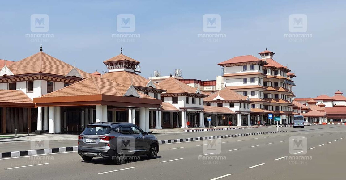 കൊച്ചി രാജ്യാന്തര വിമാനത്താവളം. ചിത്രം: ജോസ്കുട്ടി പനയ്ക്കൽ ∙ മനോരമ