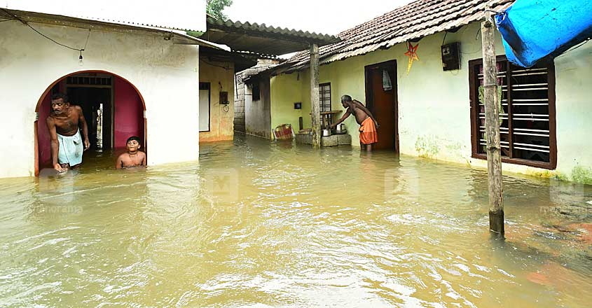 aambakuzhy-flood-kottayam-1 aambakuzhy-flood-kottayam-1