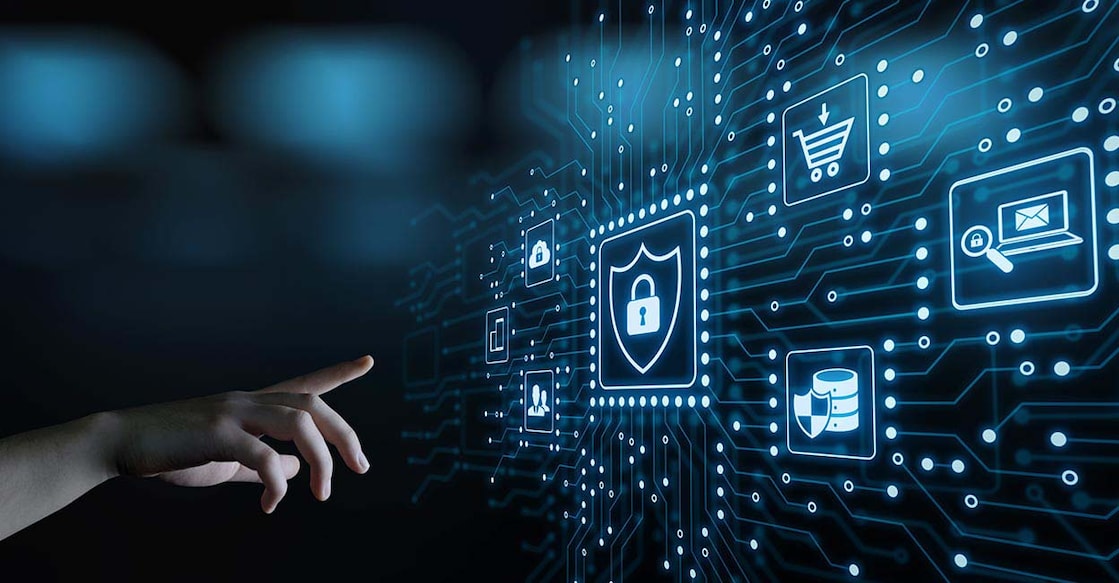 Cyber fraud Photo Credit: shutterstock/ Alexander Supertramp