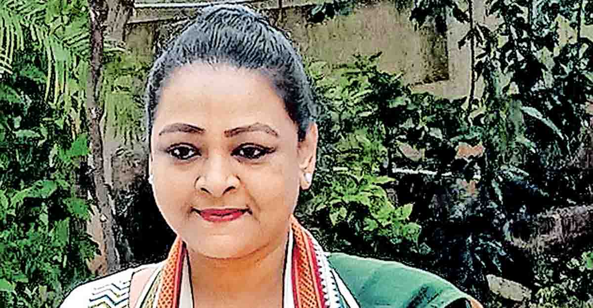 Api Shakeela കോൺഗ്രസിൽ ചേർന്ന നടി ഷക്കീല സംസാരിക്കുന്നു: അഭിനയമല്ല രാഷ്ട്രീയം ...