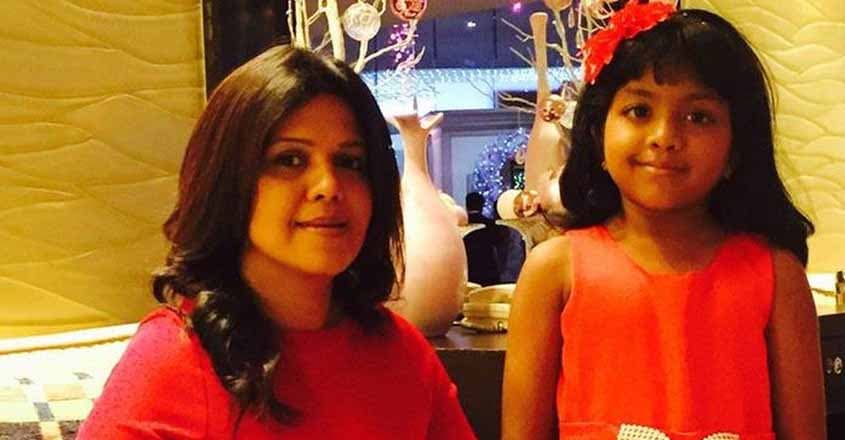australian-mother-daughter-srilanka australian-mother-daughter-srilanka