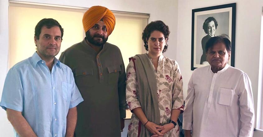 rahul-gandhi-navjot-singh-sidhu rahul-gandhi-navjot-singh-sidhu