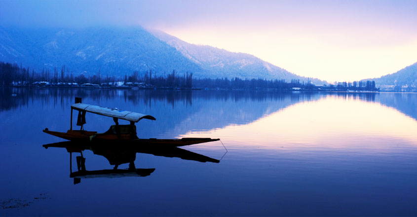 kashmir-dal-lake-srinagar