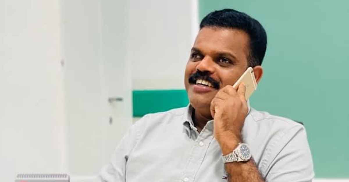 സ്വർ‌ണക്കടത്ത്: കാരാട്ട് ഫൈസലിനെ കസ്റ്റംസ് കസ്റ്റഡിയിലെടുത്തു | Manorama  Online