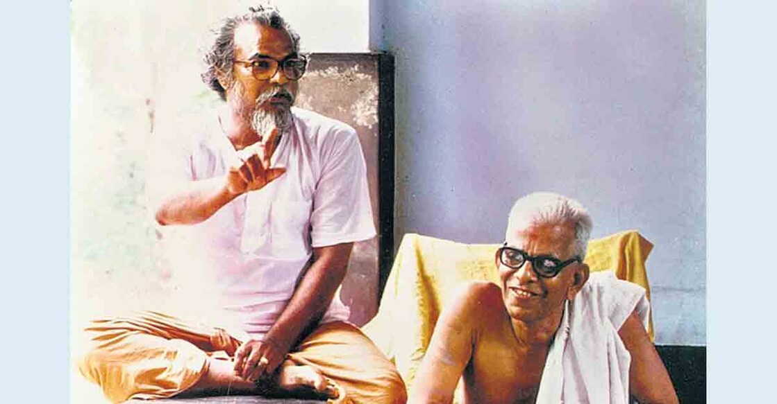 Akkitham-Achuthan-Namboothiri-with-brother Akkitham-Achuthan-Namboothiri-with-brother