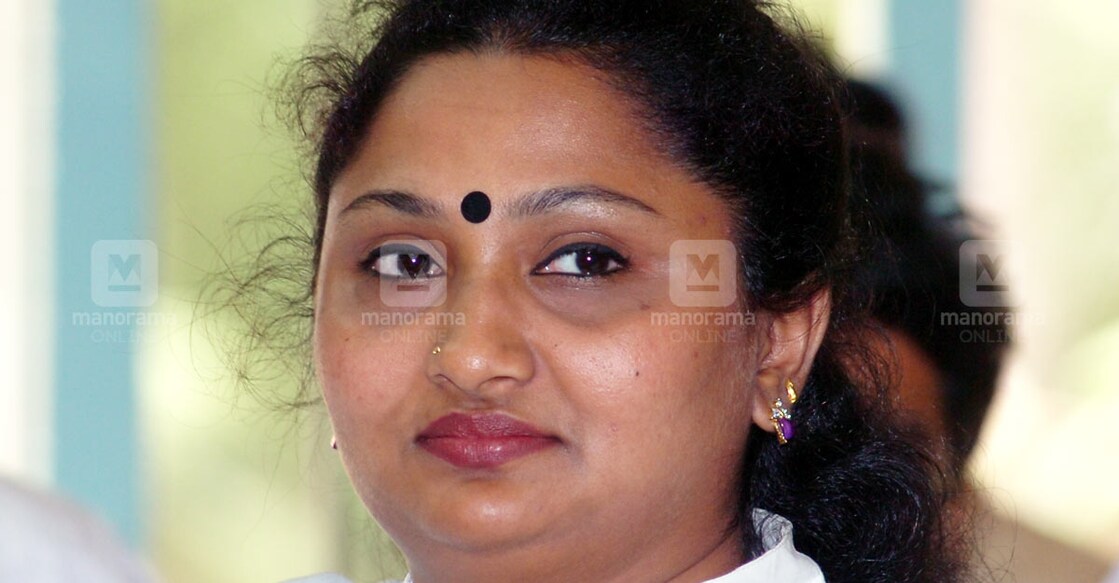 Deepthi-Mary-Varghese Deepthi-Mary-Varghese